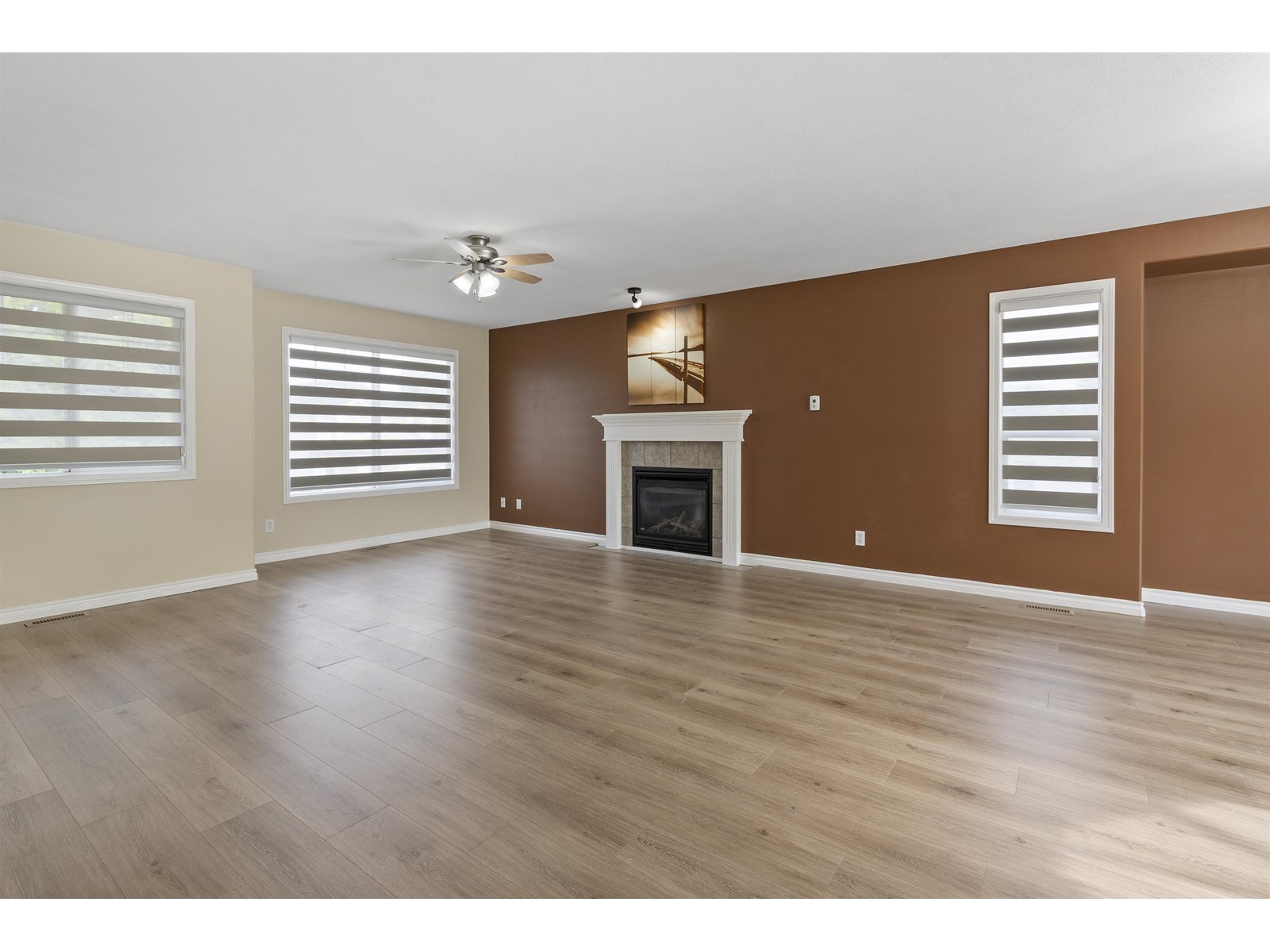 Property at 9095 SUNSET DRIVE image 5