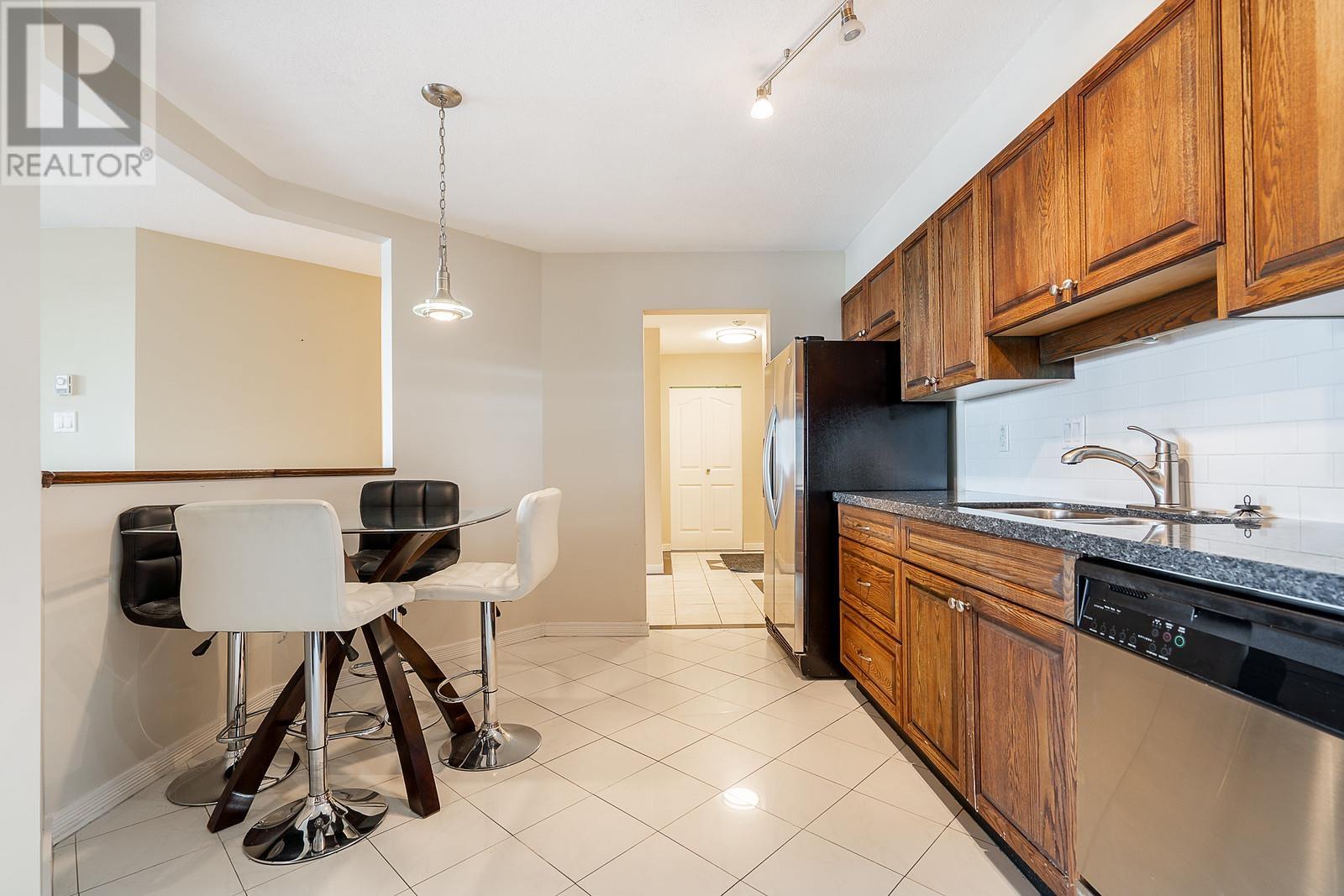 805 1235 Quayside Drive, New Westminster, British Columbia  V3M 6J5 - Photo 11 - R3001409