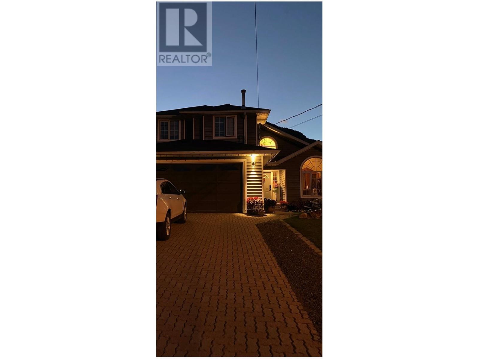 1291 11th Avenue, Fernie, British Columbia  V0B 1M0 - Photo 27 - 10347171