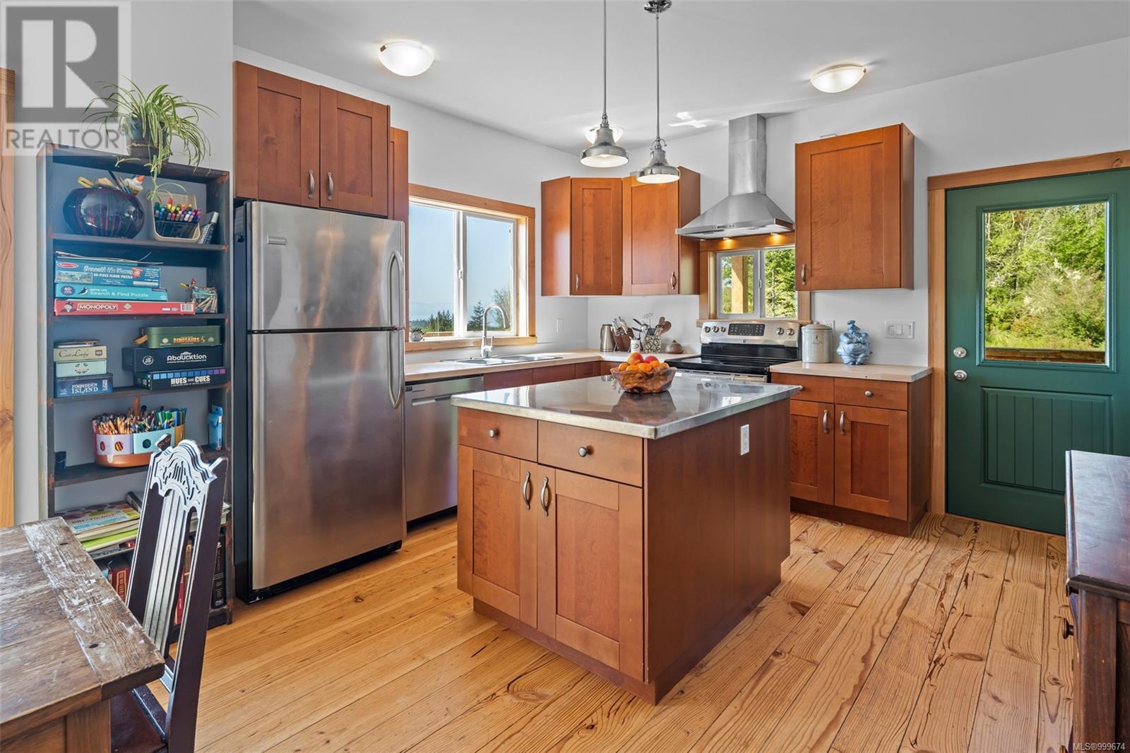 Property at 8175 Tregear Rd image 5