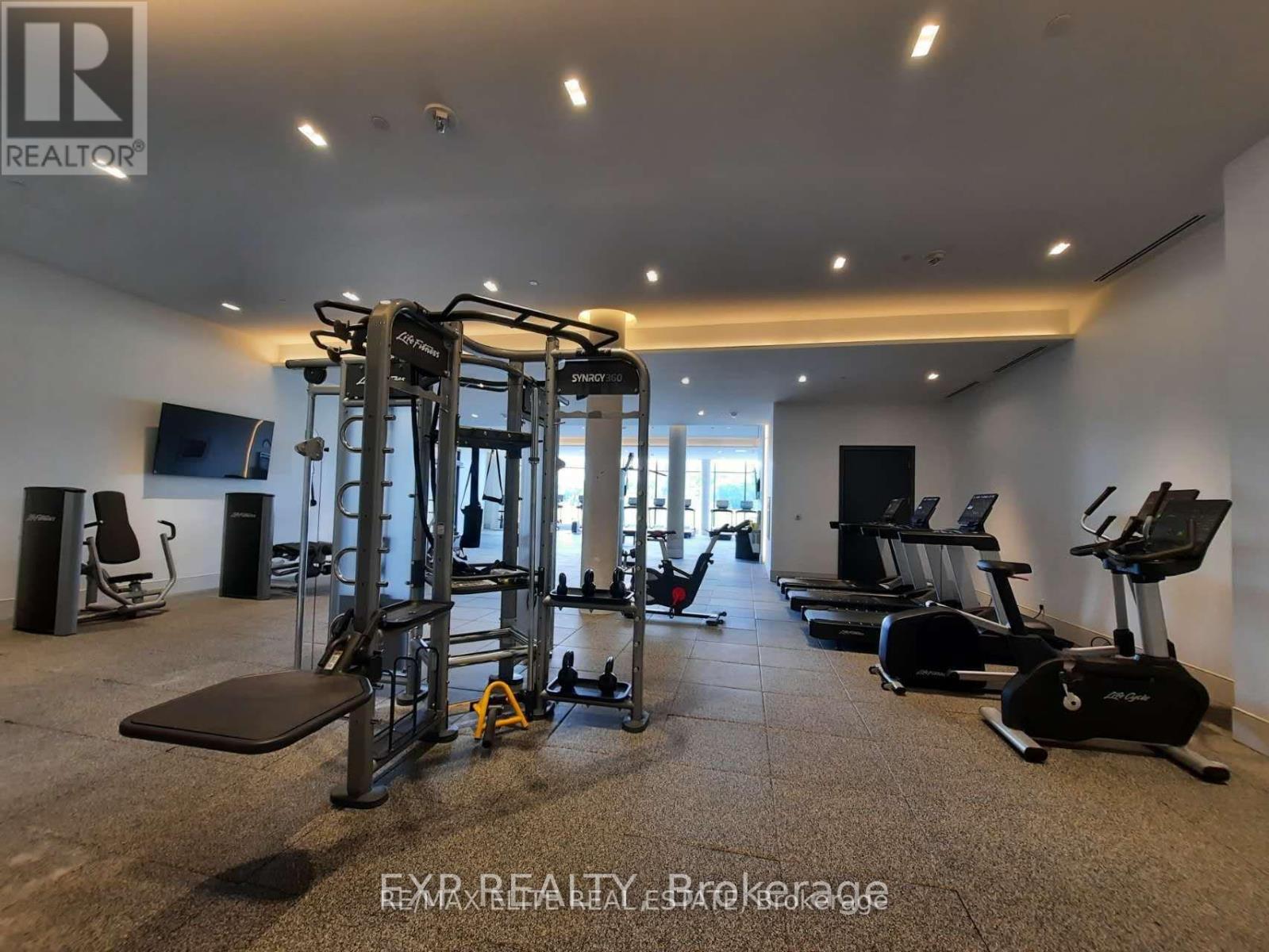 1108 - 8 Water Walk Drive, Markham, Ontario  L3R 6L4 - Photo 27 - N12143354