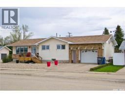 403 2nd AVENUE W