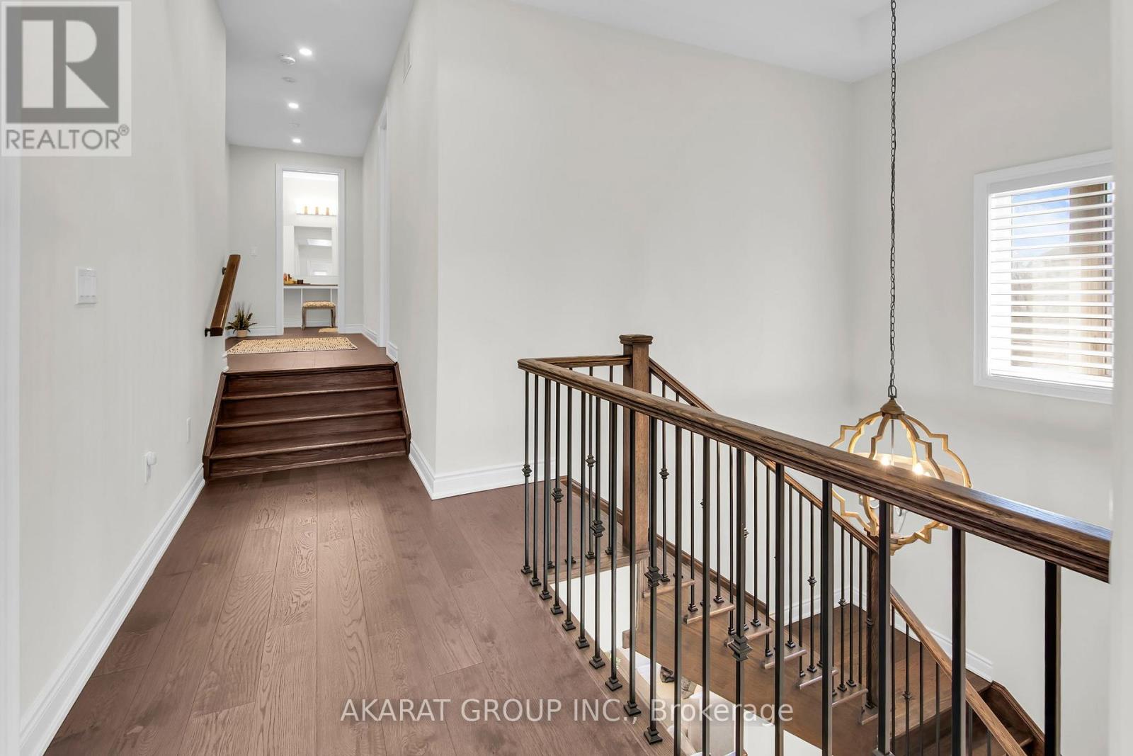1164 Stag Hollow, Oakville, Ontario  L6M 5M4 - Photo 22 - W12143352