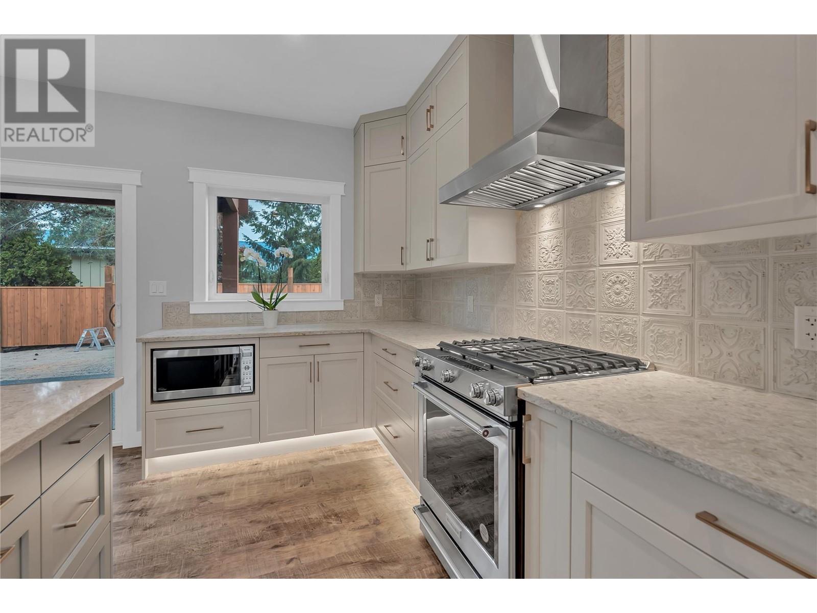 1735 Britton Road, Summerland, British Columbia  V0H 1Z9 - Photo 12 - 10347575