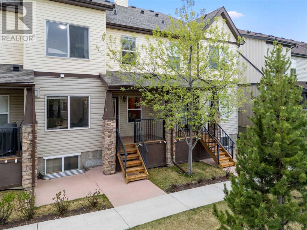 52 Copperpond Landing Se, Calgary, Alberta  T2Z 0L7 - Photo 2 - A2219554
