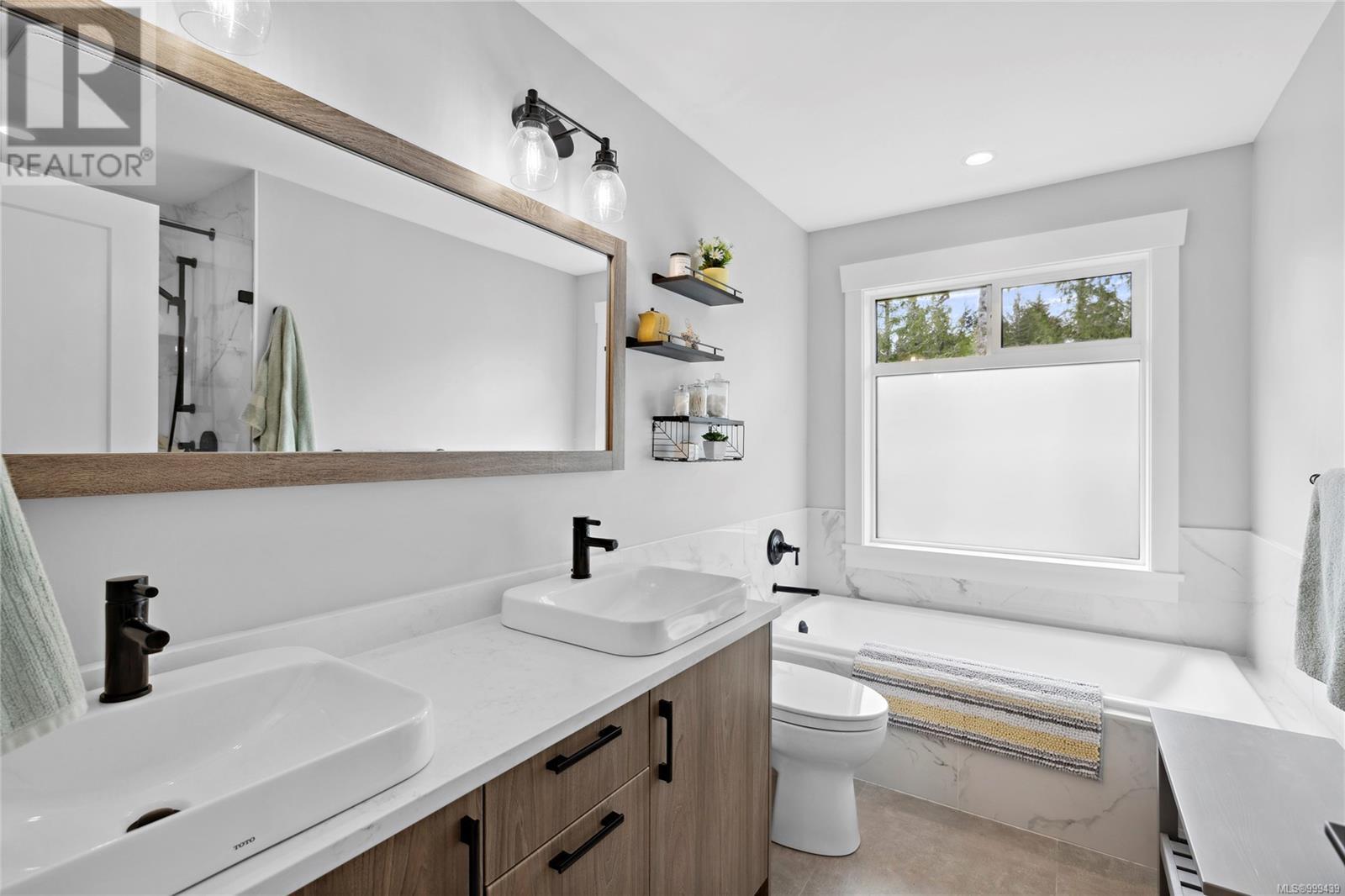 Property at 1905 Timberlake Pl image 3
