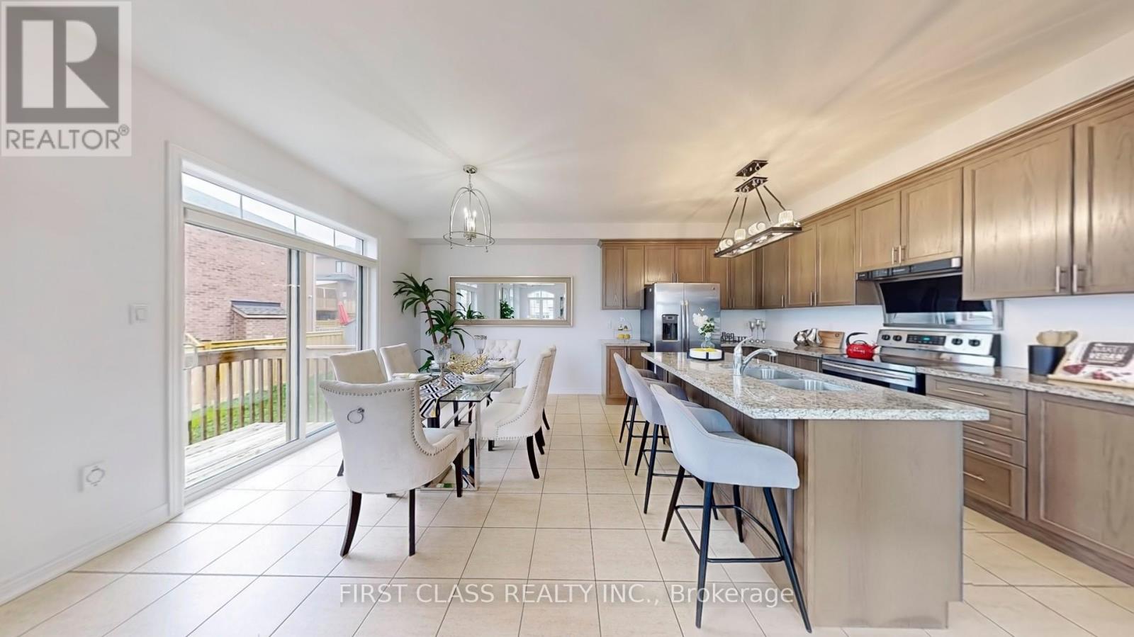 43 Eastgrove Square E, East Gwillimbury, Ontario  L9N 0R3 - Photo 10 - N12143386