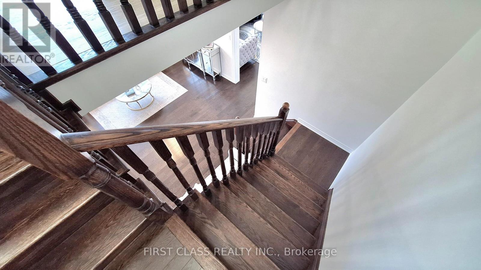 43 Eastgrove Square E, East Gwillimbury, Ontario  L9N 0R3 - Photo 21 - N12143386