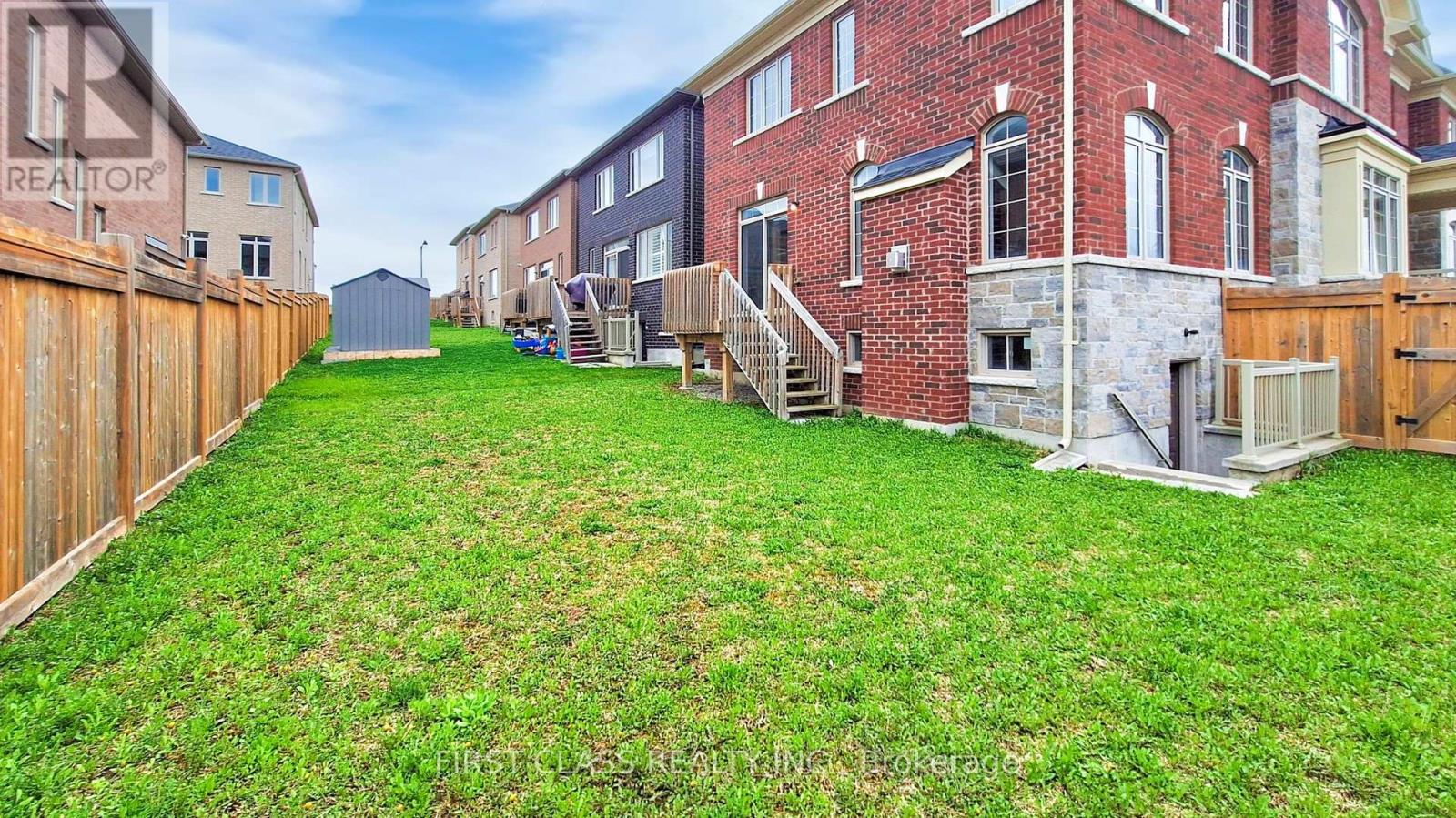 43 Eastgrove Square E, East Gwillimbury, Ontario  L9N 0R3 - Photo 42 - N12143386