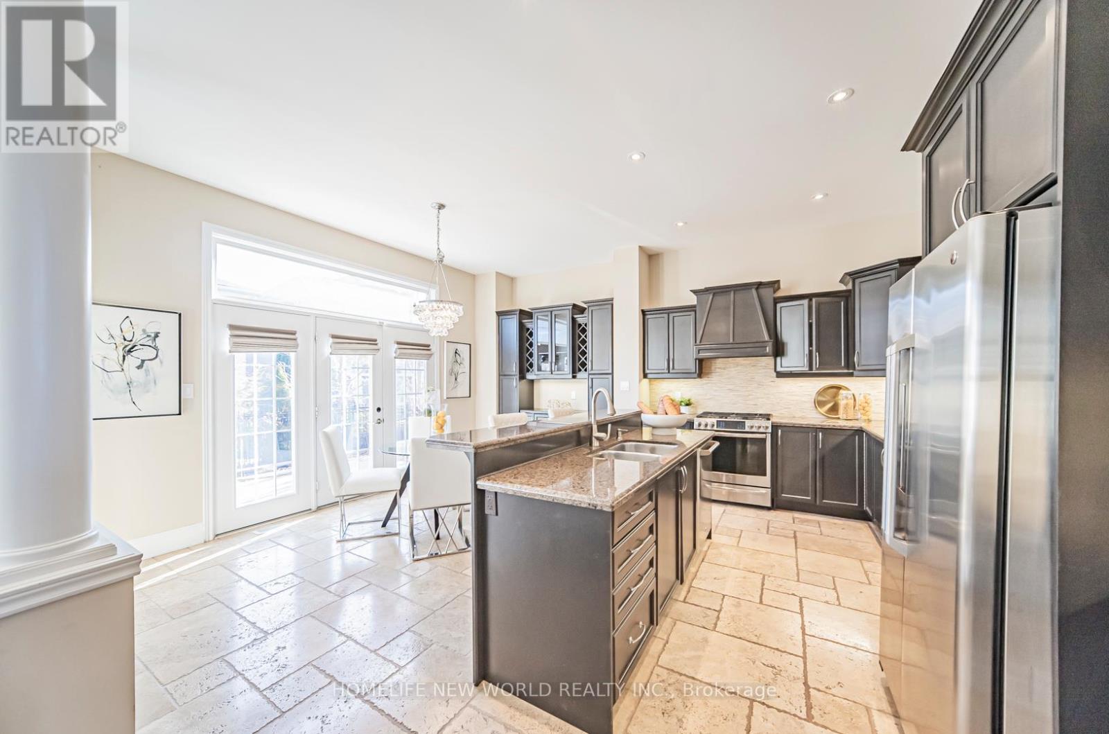 2331 Millstone Drive, Oakville, Ontario  L6M 0H1 - Photo 12 - W12143389