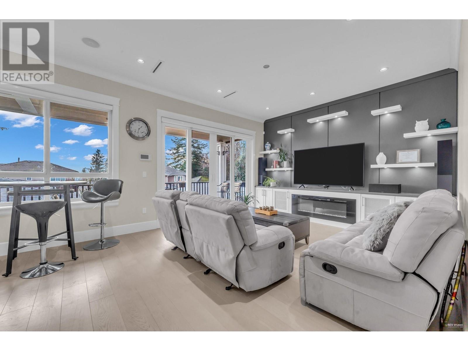 5842 Portland Street, Burnaby, British Columbia  V5J 2R8 - Photo 13 - R3001926