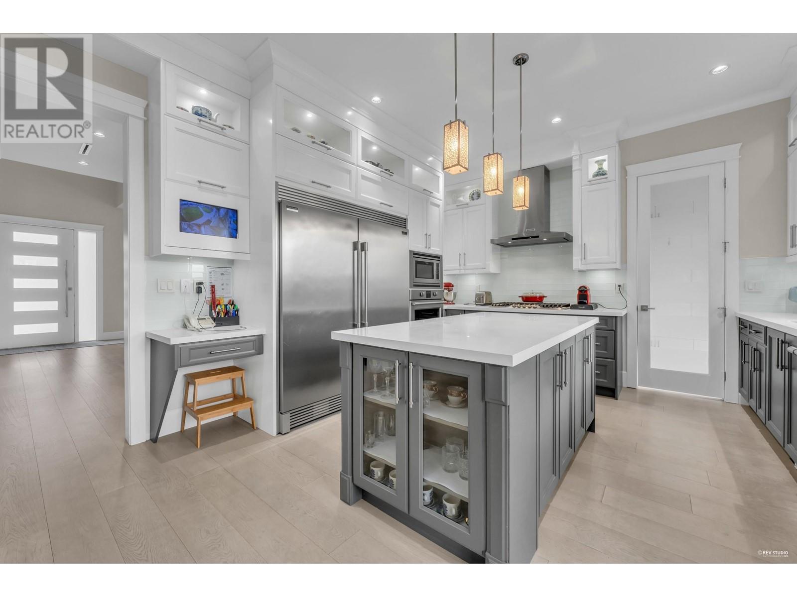 5842 Portland Street, Burnaby, British Columbia  V5J 2R8 - Photo 12 - R3001926