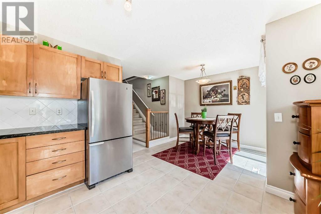 139 Cedarwood Lane Sw, Calgary, Alberta  T2W 6J2 - Photo 5 - A2219075