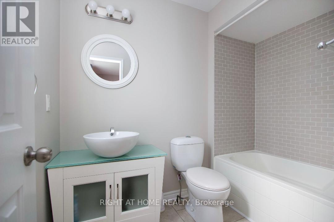 91 Foster Creek Drive N, Clarington, Ontario  L1B 1G5 - Photo 16 - E12143415