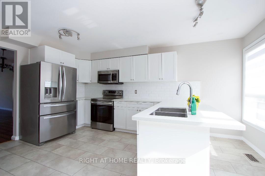 91 Foster Creek Drive N, Clarington, Ontario  L1B 1G5 - Photo 9 - E12143415
