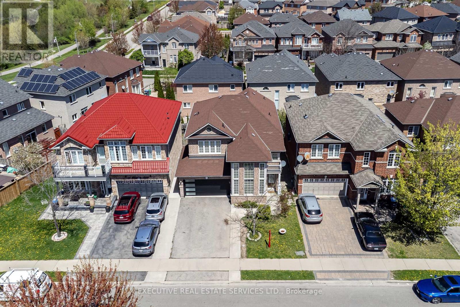 85 STONEYLAKE AVENUE, Brampton, Ontario