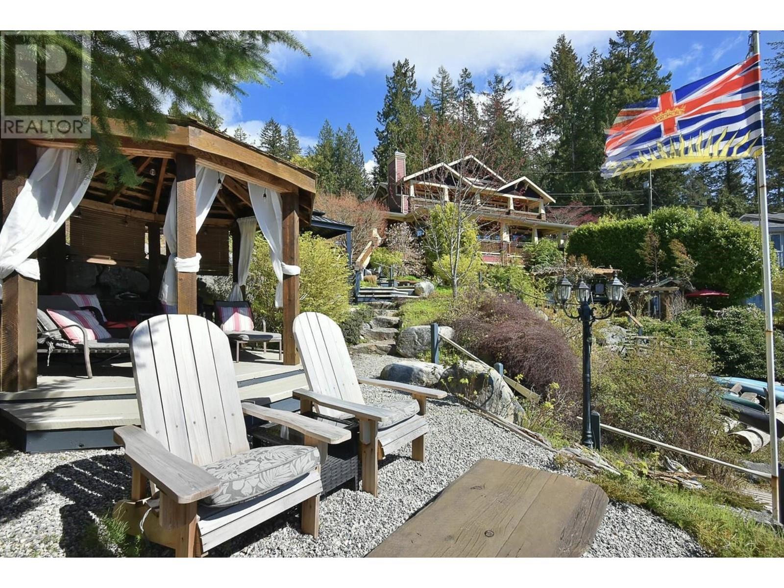 7545 Islets Place, Sechelt, British Columbia  V7Z 0C5 - Photo 15 - R2989920
