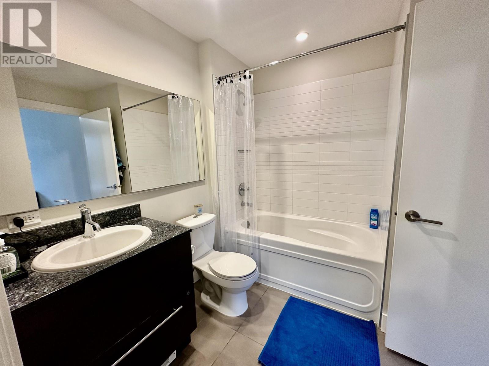 Listing Picture 9 of 15 : 126 5928 BIRNEY AVENUE, Vancouver / 溫哥華 - 魯藝地產 Yvonne Lu Group - MLS Medallion Club Member