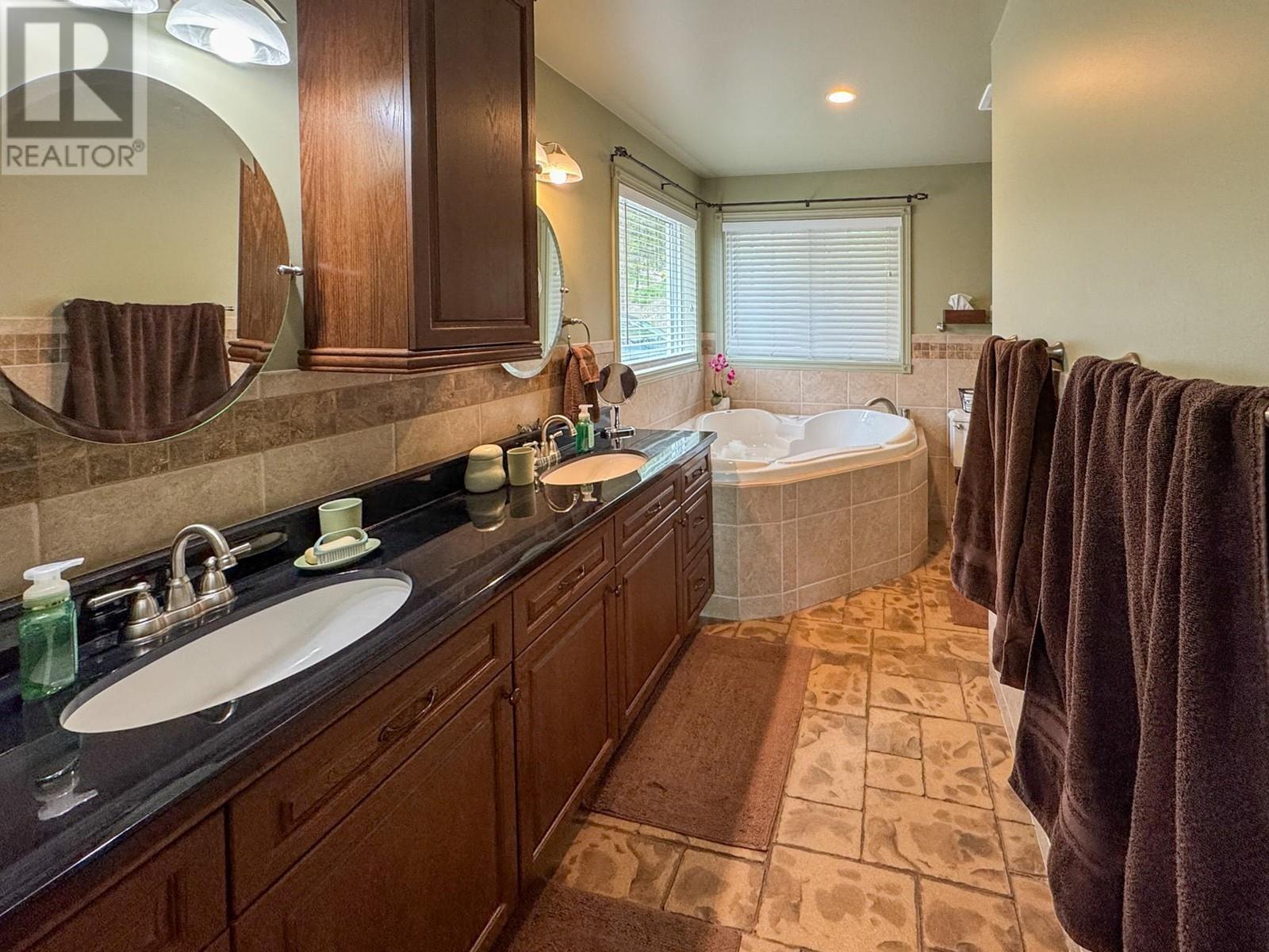 370 Sasquatch Trail, Osoyoos, British Columbia  V0H 1V6 - Photo 13 - 10347145