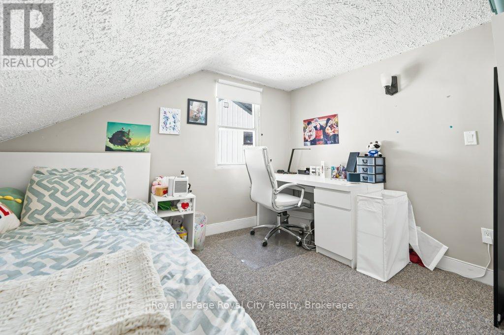 166 Suffolk Street W, Guelph, Ontario  N1H 2J8 - Photo 15 - X12143468