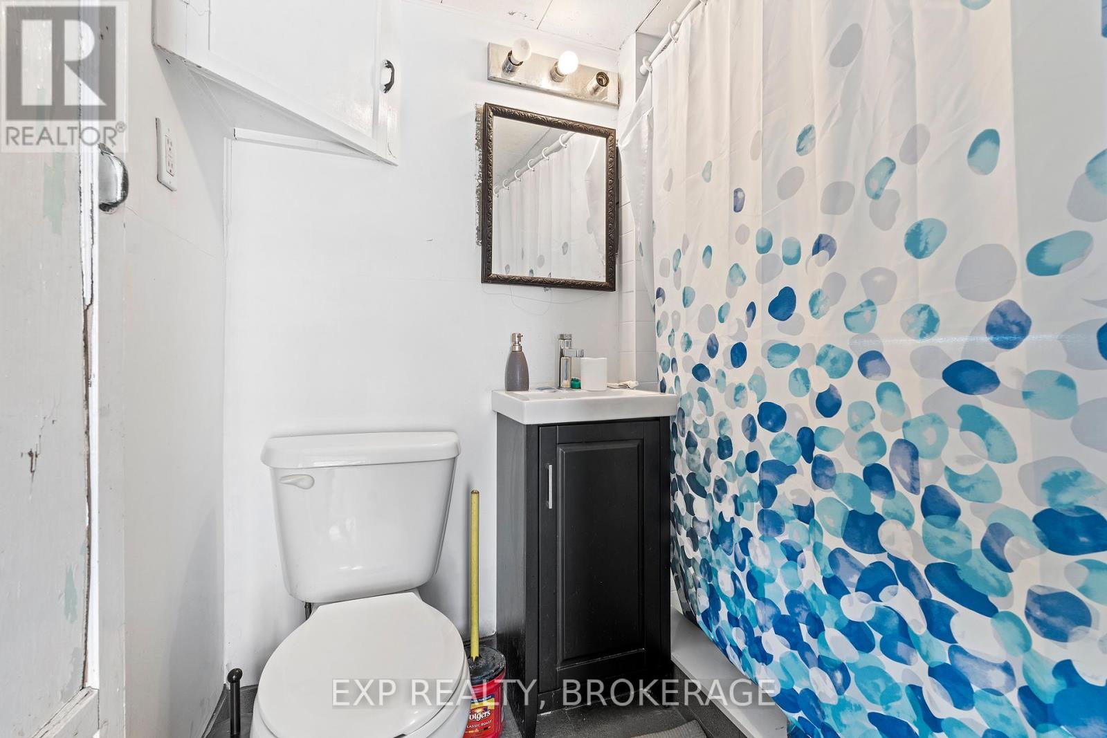 212 Rideau Street, Kingston, Ontario  K7K 3A4 - Photo 31 - X12143463