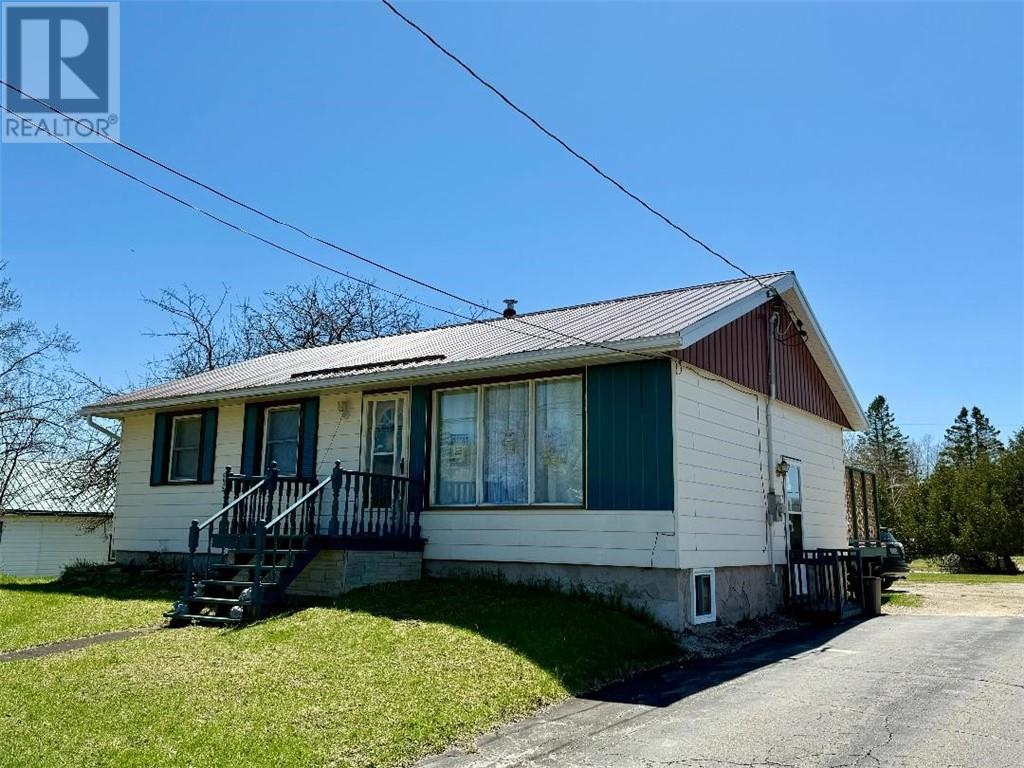 49 Meredith Street W, Little Current, Ontario  P0P 1K0 - Photo 10 - 2122134