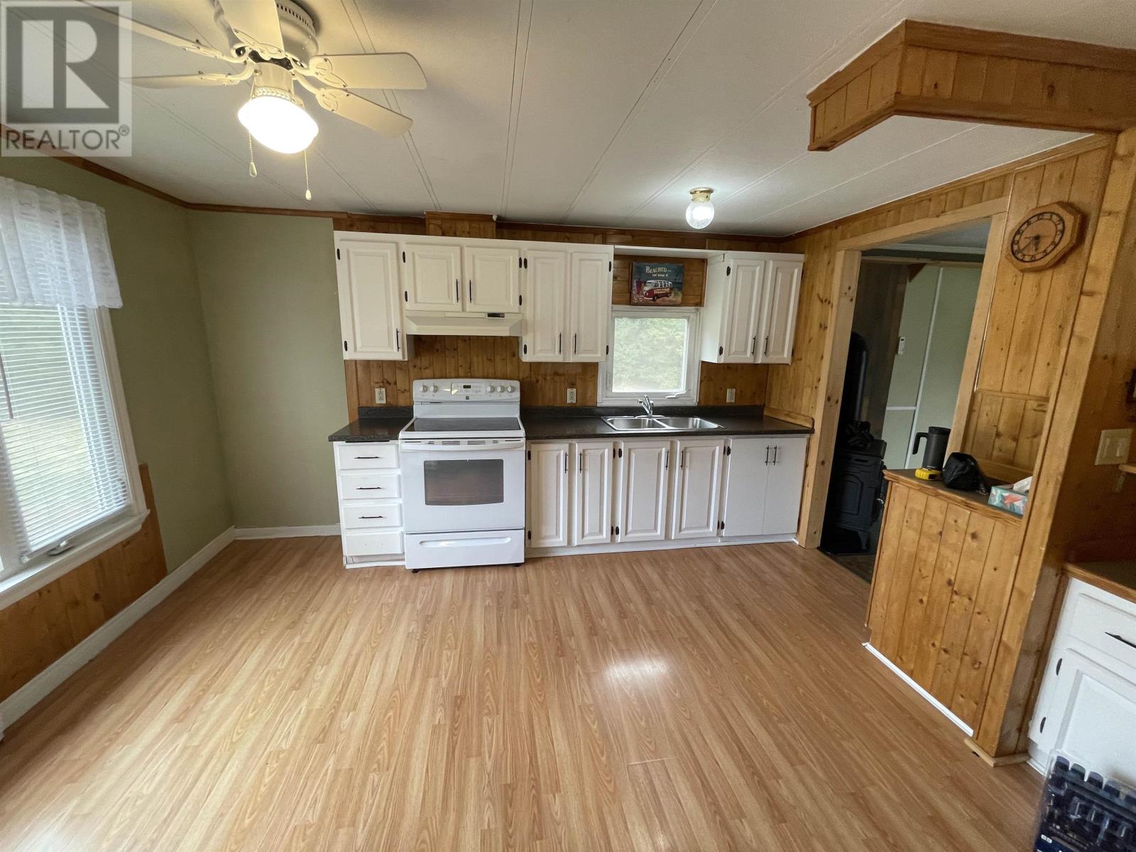 421 Foy Road, Brooklyn, Prince Edward Island  C0B 1B0 - Photo 10 - 202509027