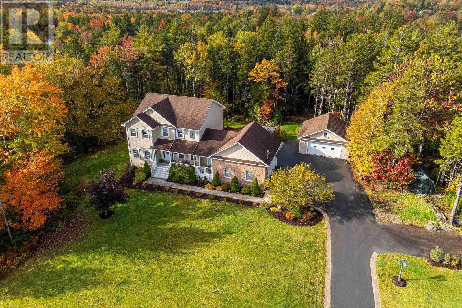 Property at 144 Aberdeen Drive image 3