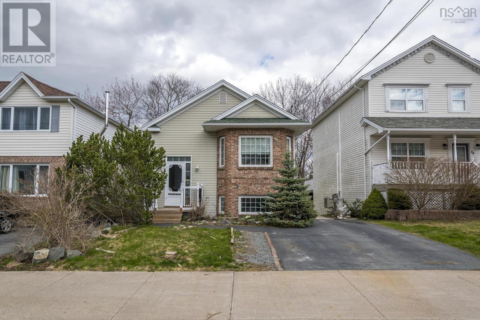 Property at 82 Royal Masts Way image 3