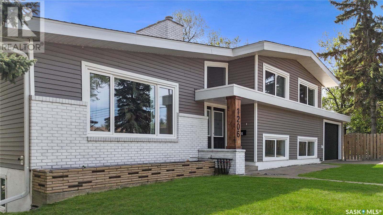 Property at 1206 Irwin DRIVE image 1