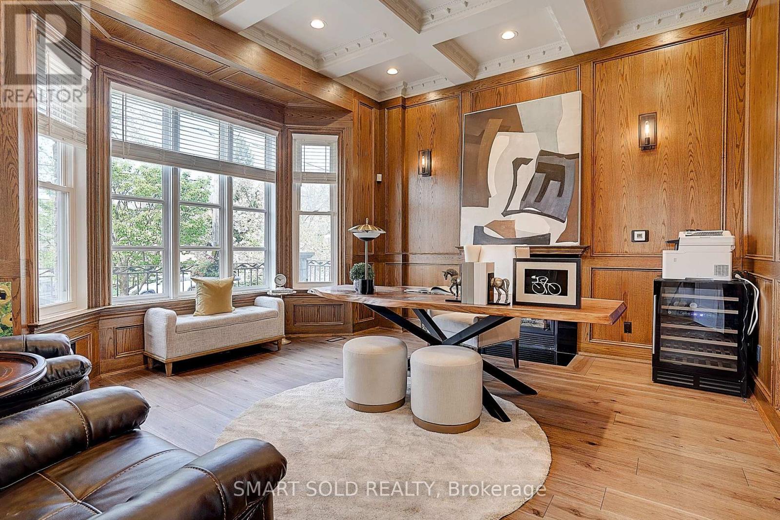 677 Woburn Avenue, Toronto, Ontario  M5M 1M2 - Photo 16 - C12143413