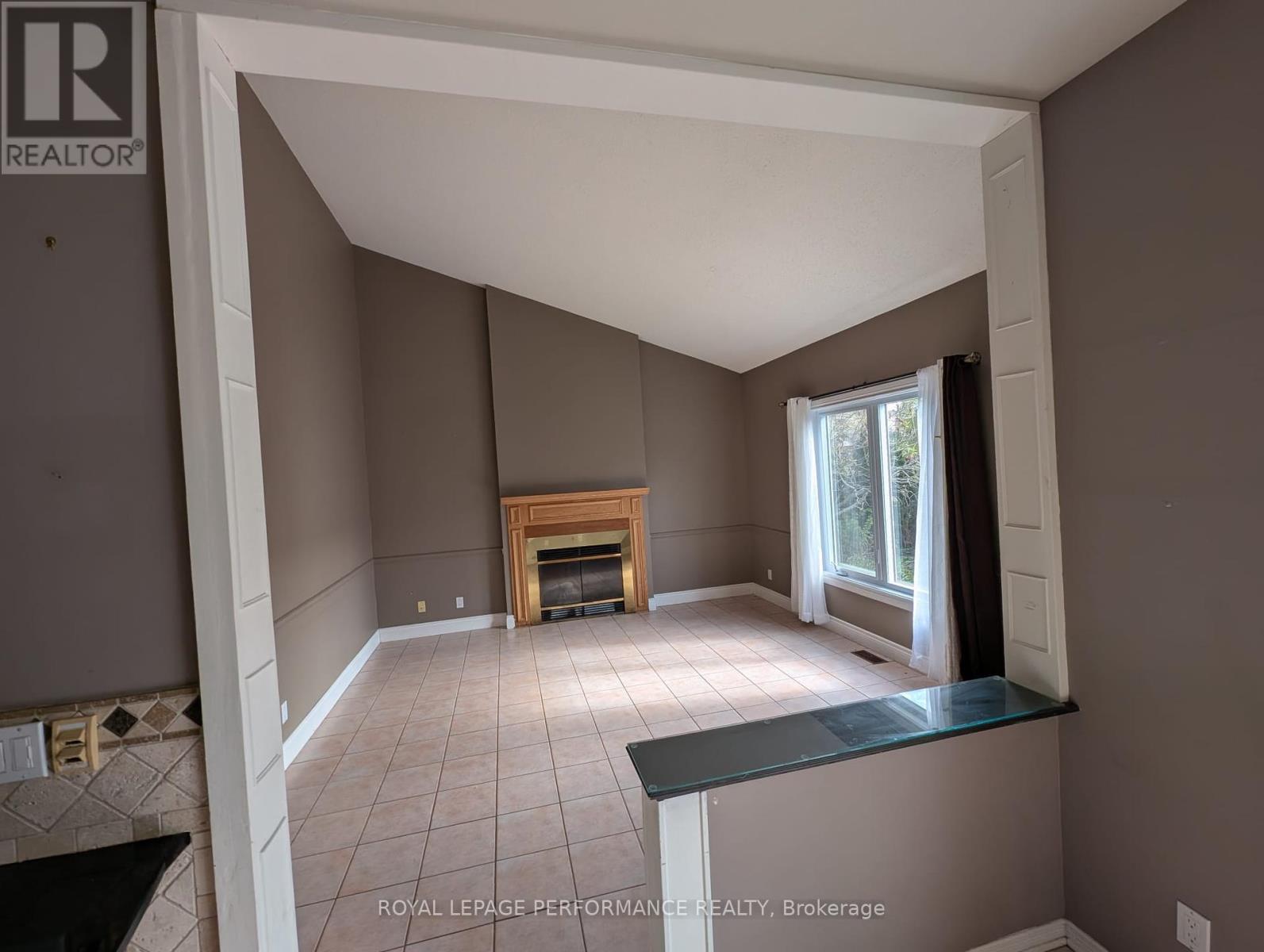 1888 Northlands Drive, Ottawa, Ontario  K4A 3K7 - Photo 17 - X12143425