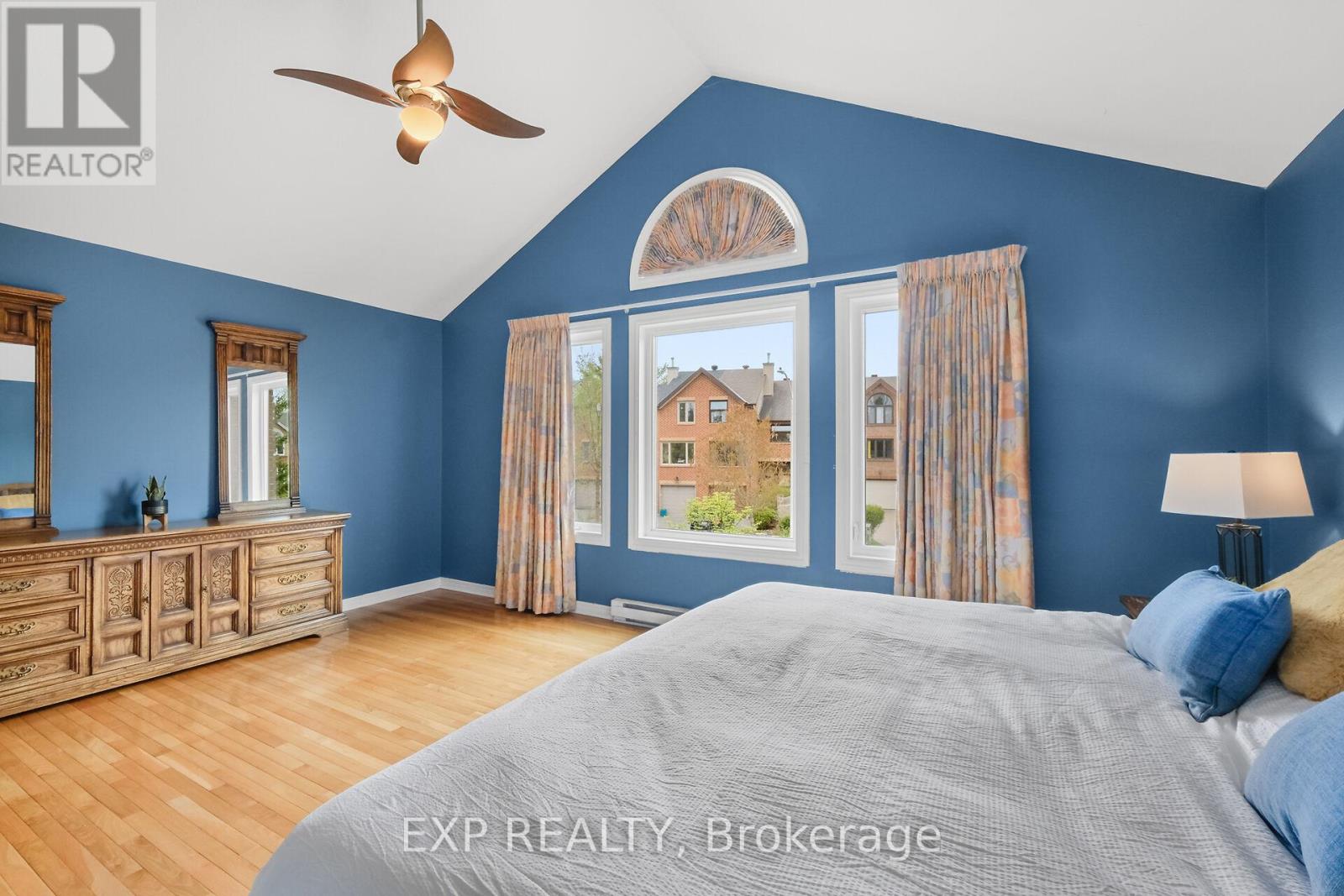 104 Dunbarton Court, Ottawa, Ontario  K1K 4L5 - Photo 22 - X12143426