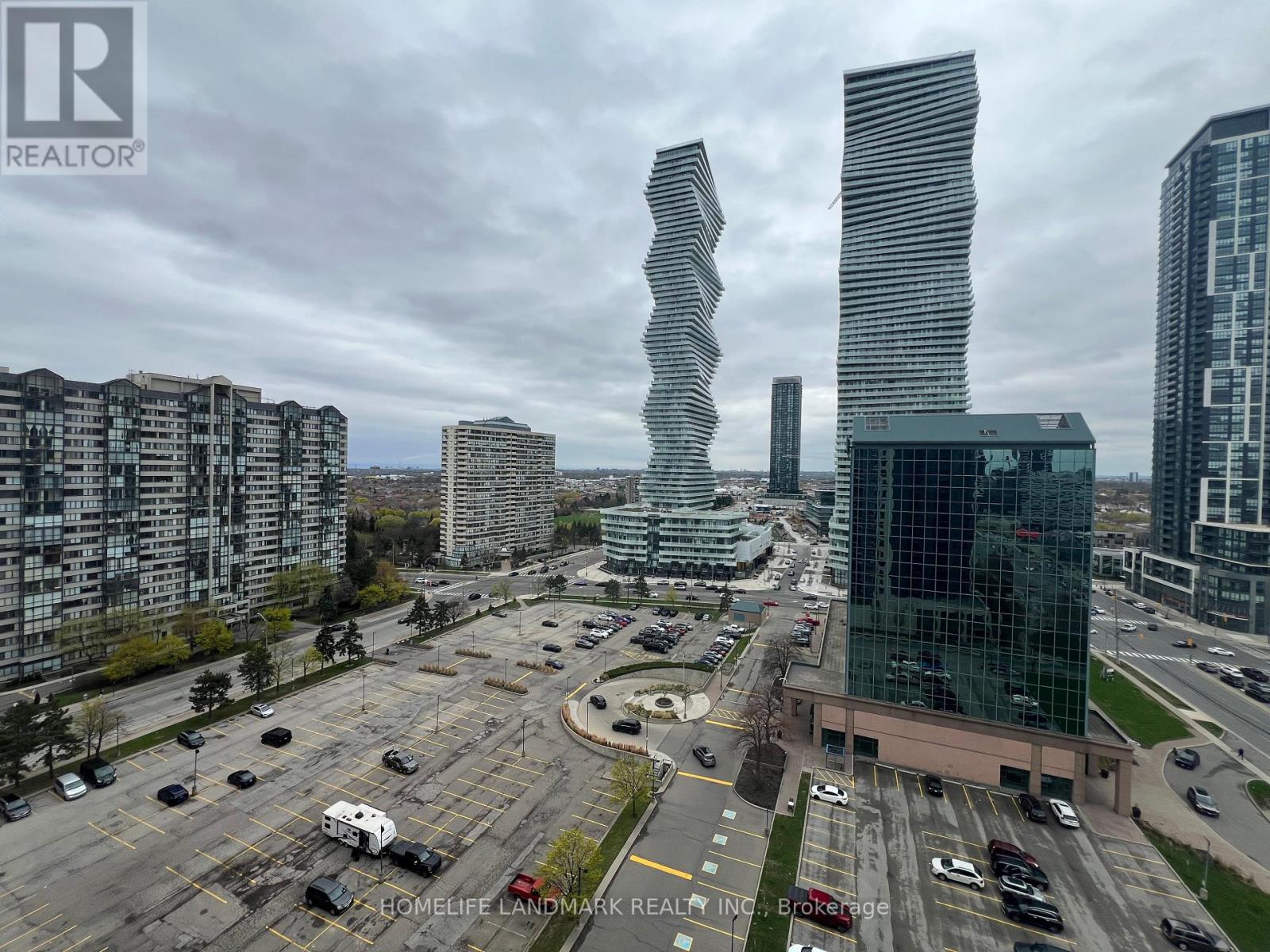 1610 - 330 Burnhamthorpe Road W, Mississauga (City Centre), Ontario  L5B 0E1 - Photo 4 - W12143421