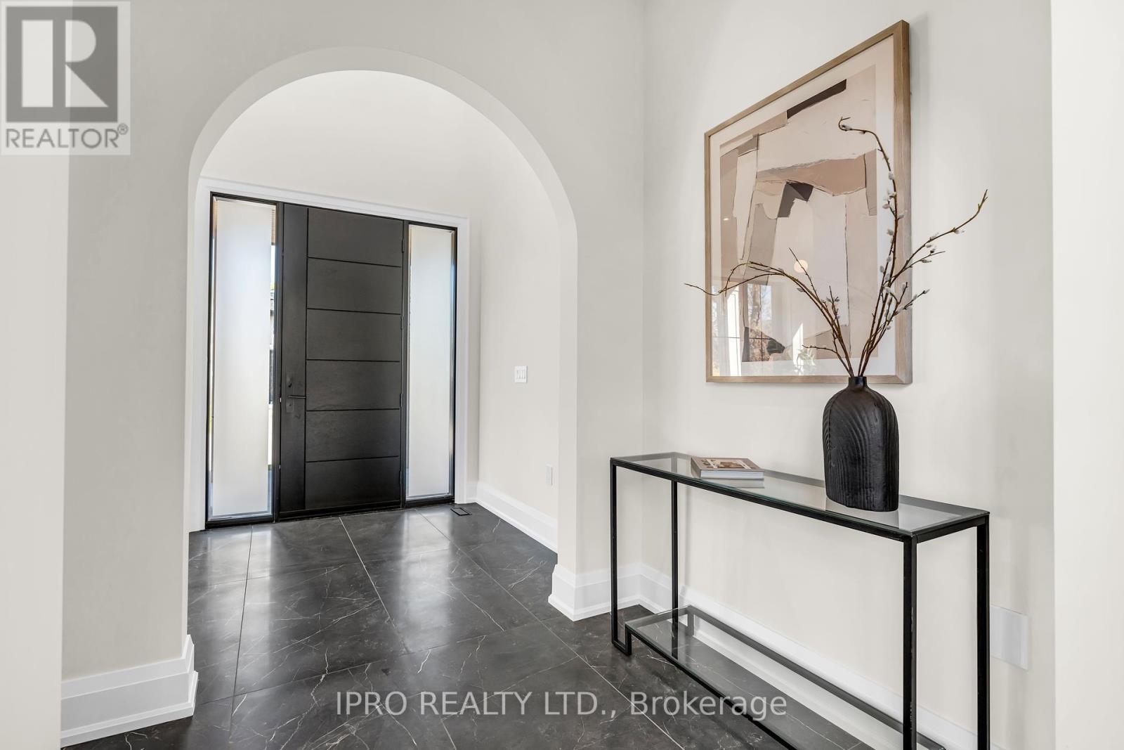 Property at 328 ASHBURY ROAD image 4