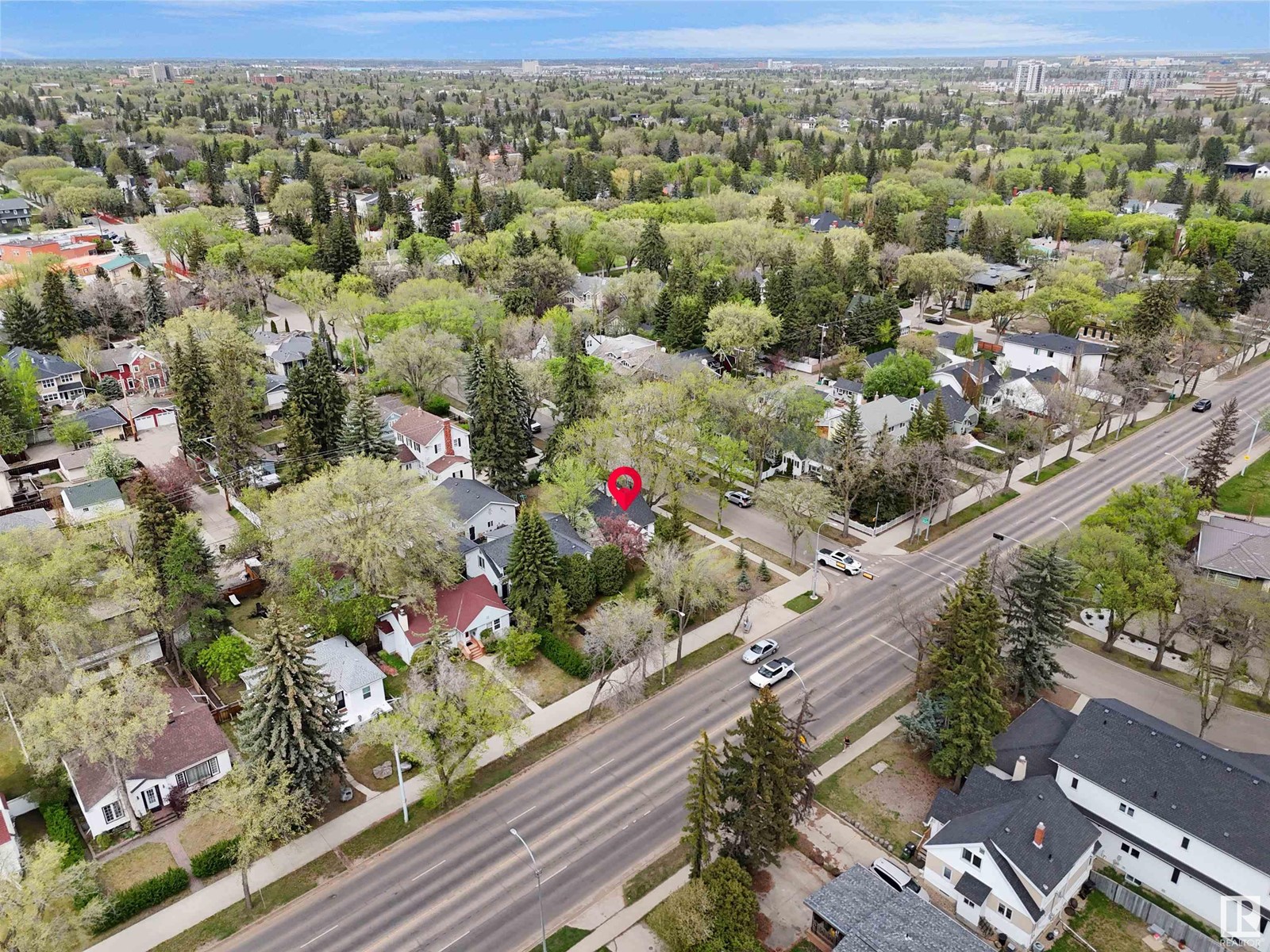Property at 13404 102 AV NW image 4