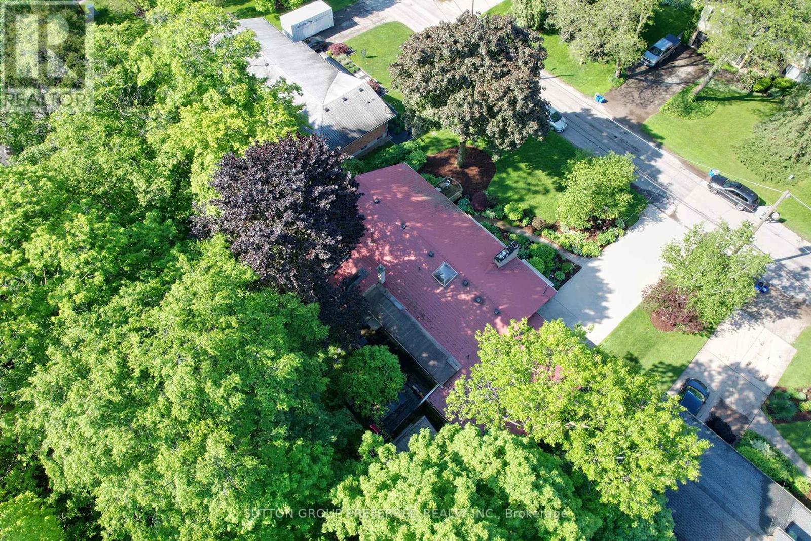 Property at 7 METAMORA CRESCENT image 4