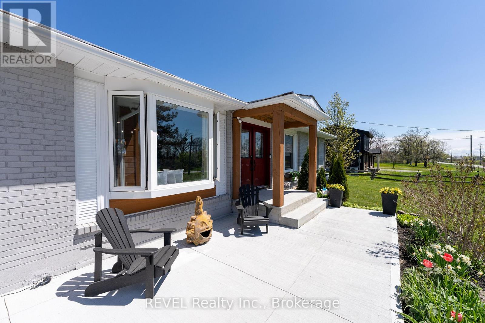 350 Kemp Road W, Grimsby, Ontario  L3M 4E7 - Photo 8 - X12143481