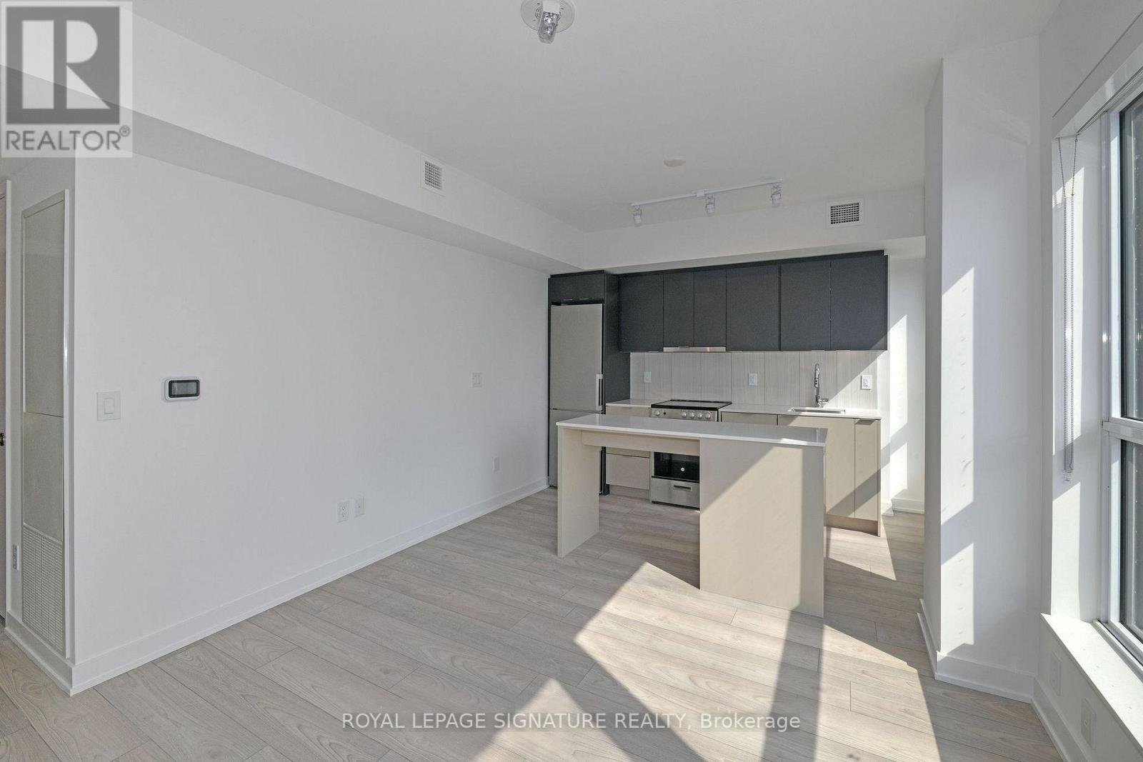 319 - 8 Tippett Road, Toronto, Ontario  M3H 0E7 - Photo 2 - C12143444