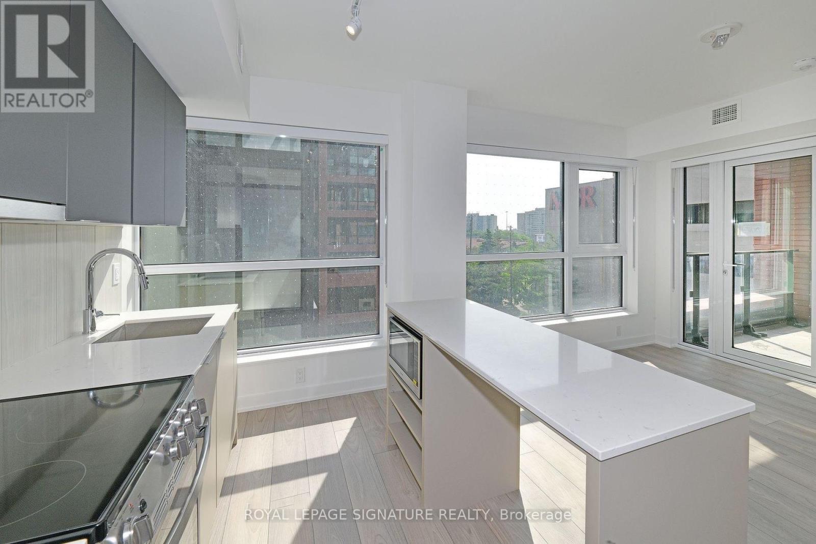 319 - 8 Tippett Road, Toronto, Ontario  M3H 0E7 - Photo 3 - C12143444