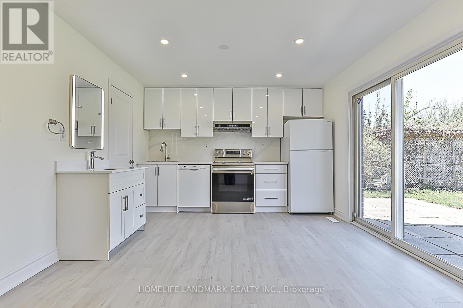 612 Van Horne Avenue, Toronto, Ontario  M2J 2V4 - Photo 26 - C12143478