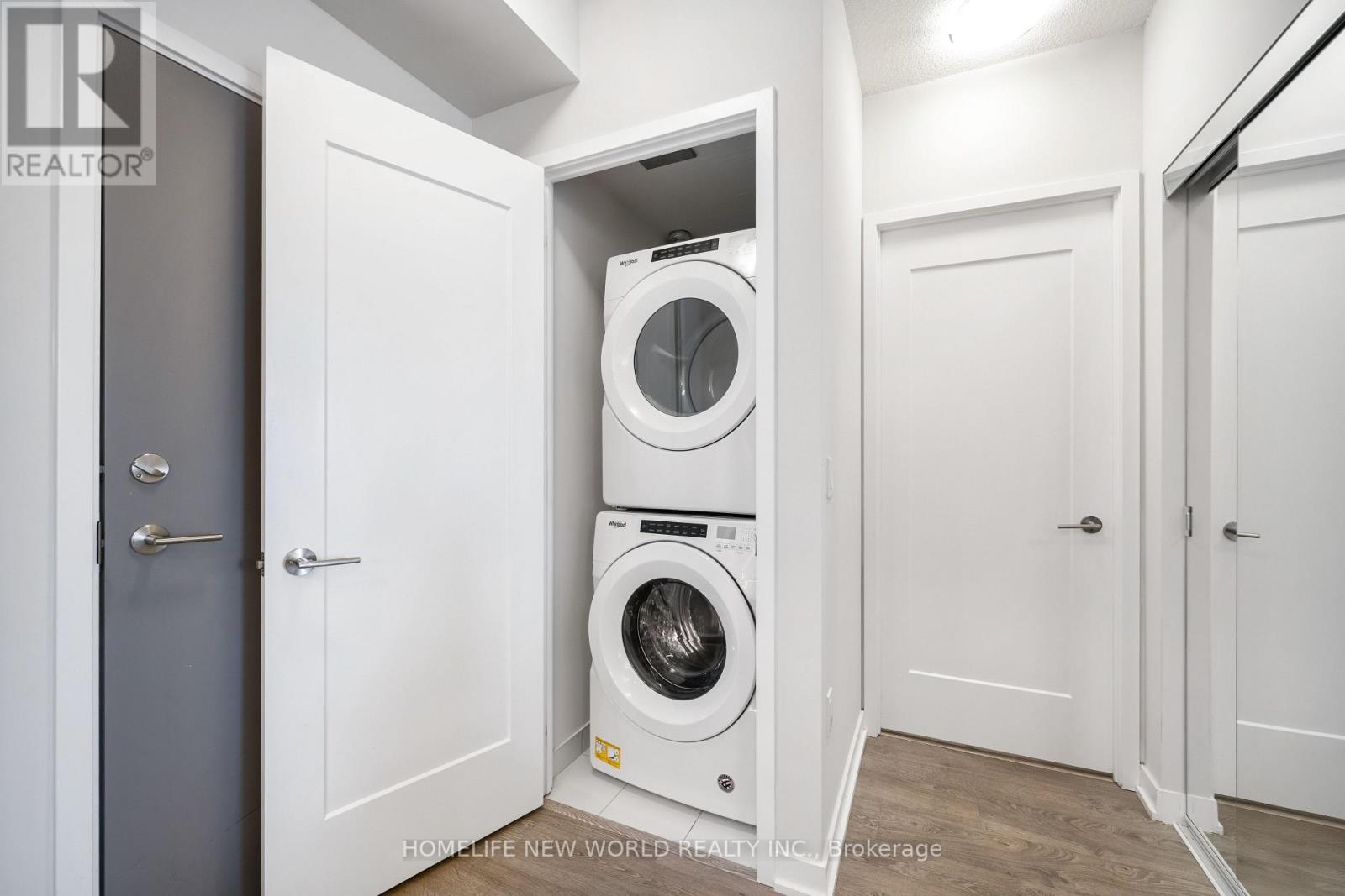 1302 - 99 John Street, Toronto, Ontario  M5V 0S6 - Photo 19 - C12143494