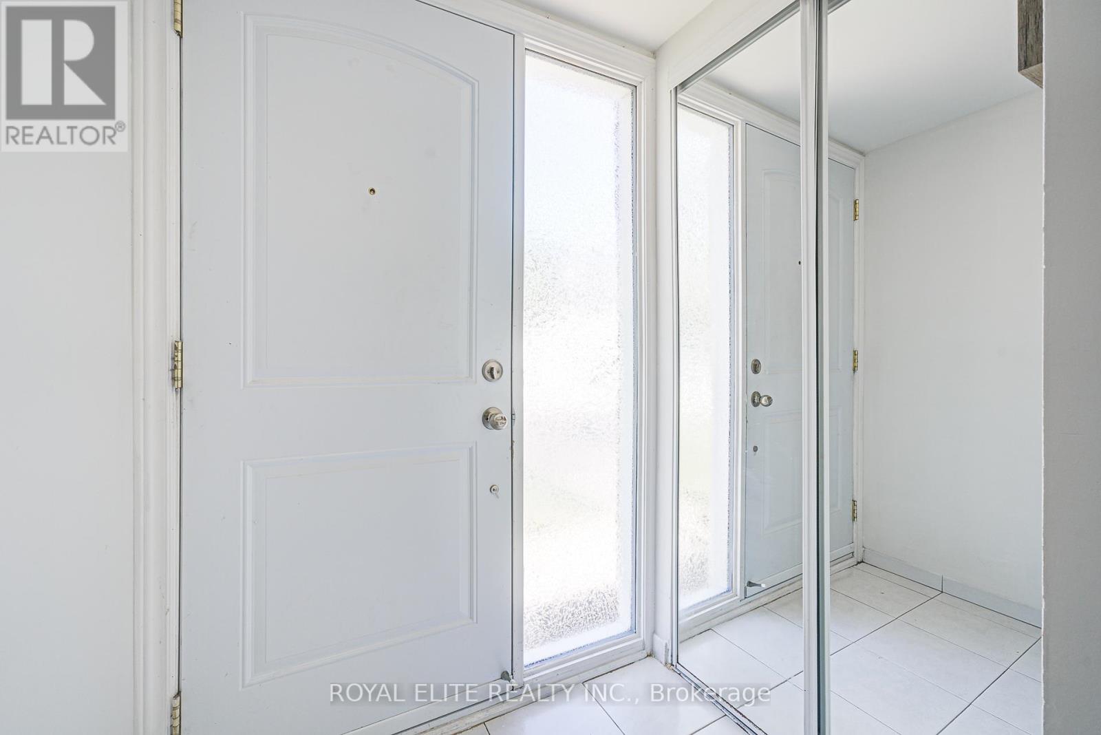Property at 24 - 3075 BRIDLETOWNE CIRCLE image 3