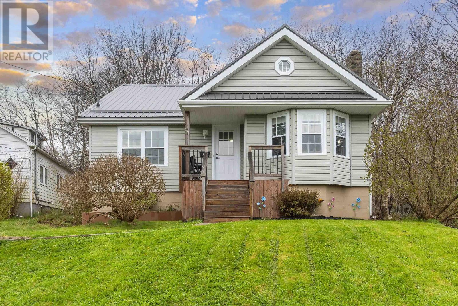 Property at 29 Punch Bowl Drive image 1