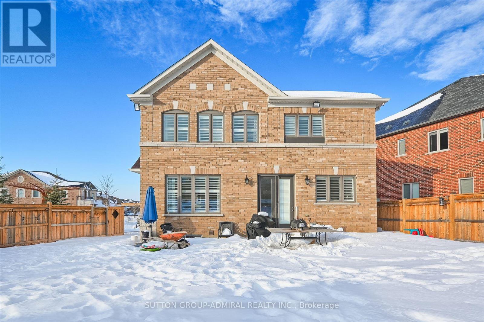 678 Somerville Drive, Newmarket, Ontario  L3X 0J6 - Photo 39 - N12143484
