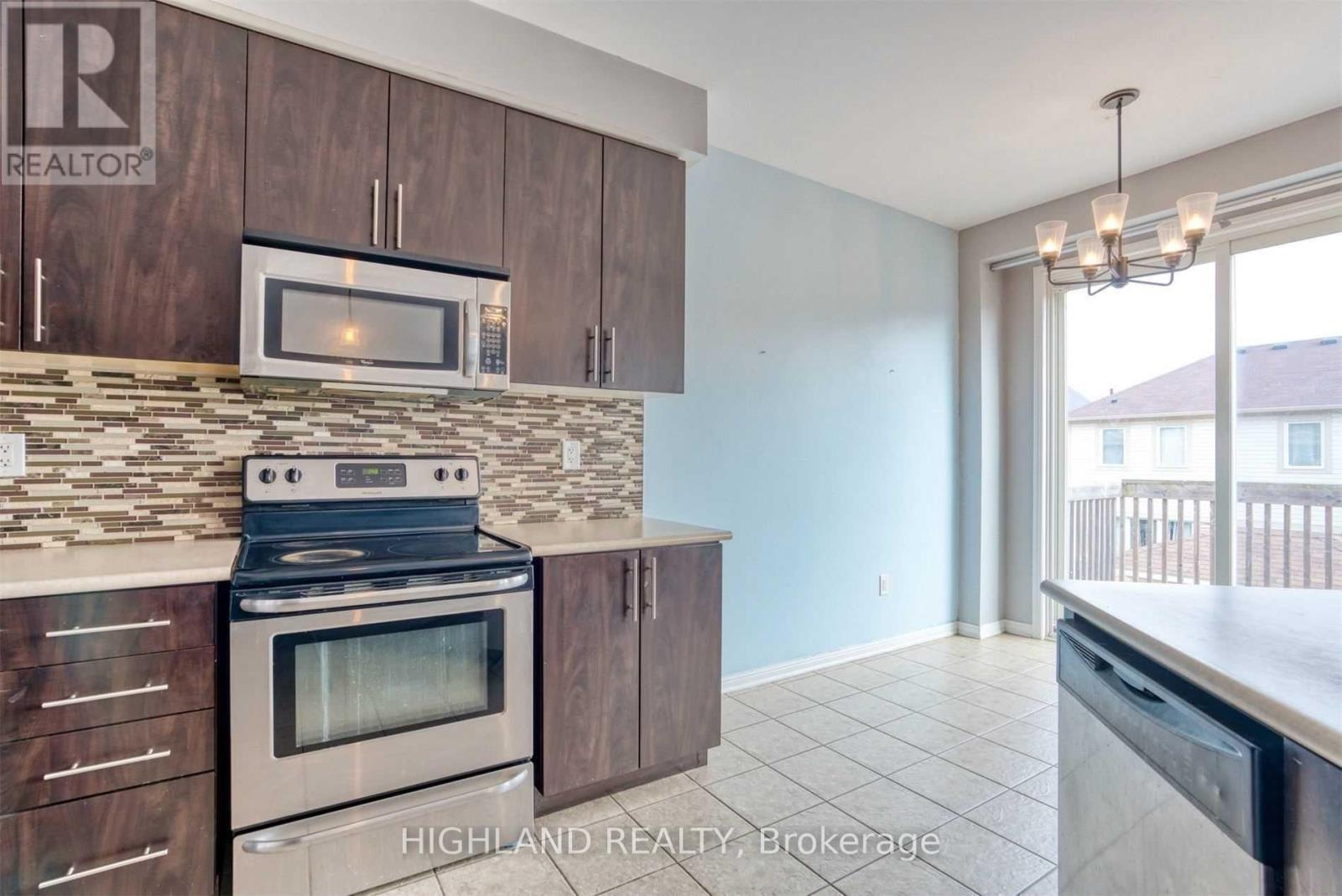 268 Ruhl Drive, Milton, Ontario  L9T 8J8 - Photo 18 - W12143440