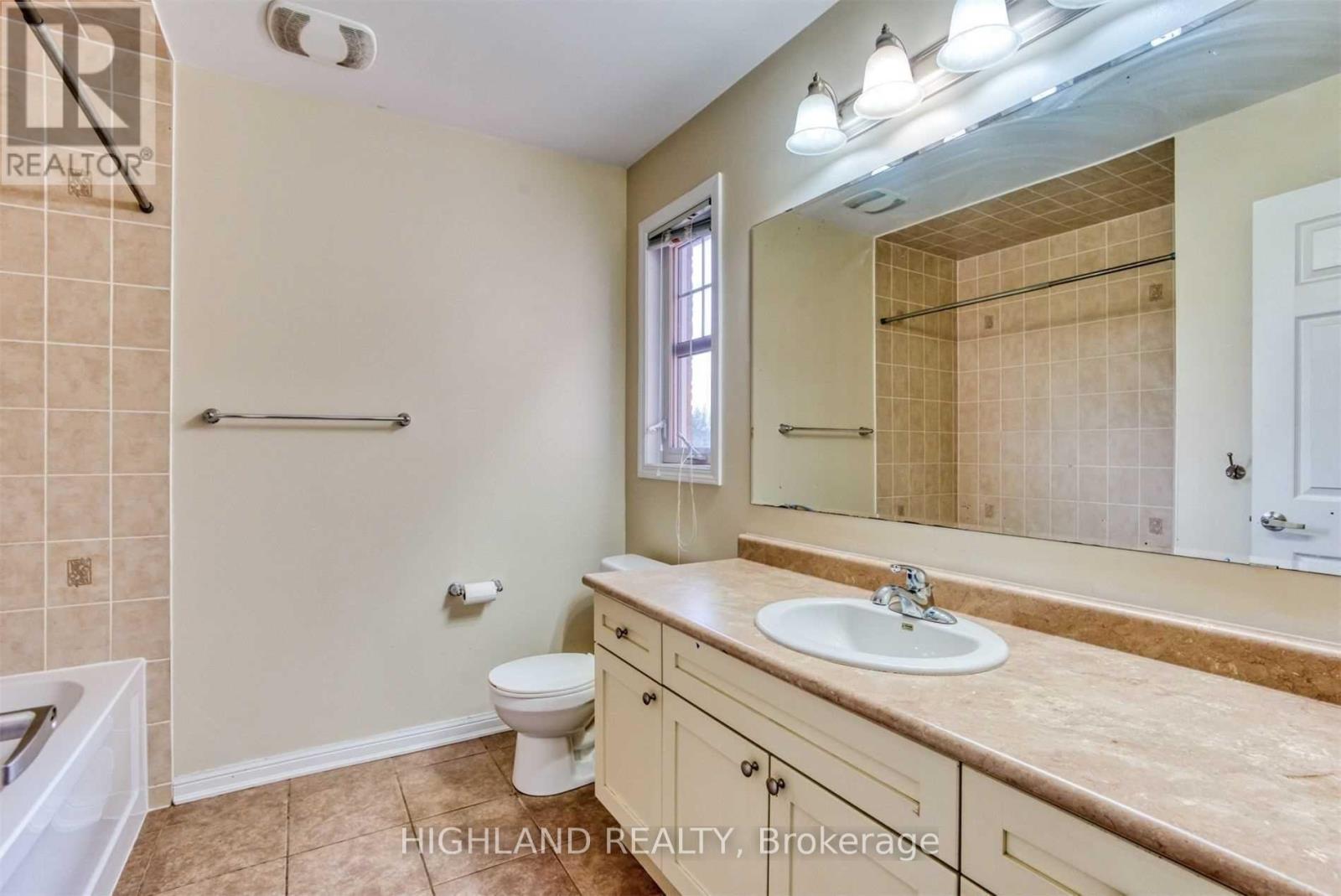 268 Ruhl Drive, Milton, Ontario  L9T 8J8 - Photo 21 - W12143440