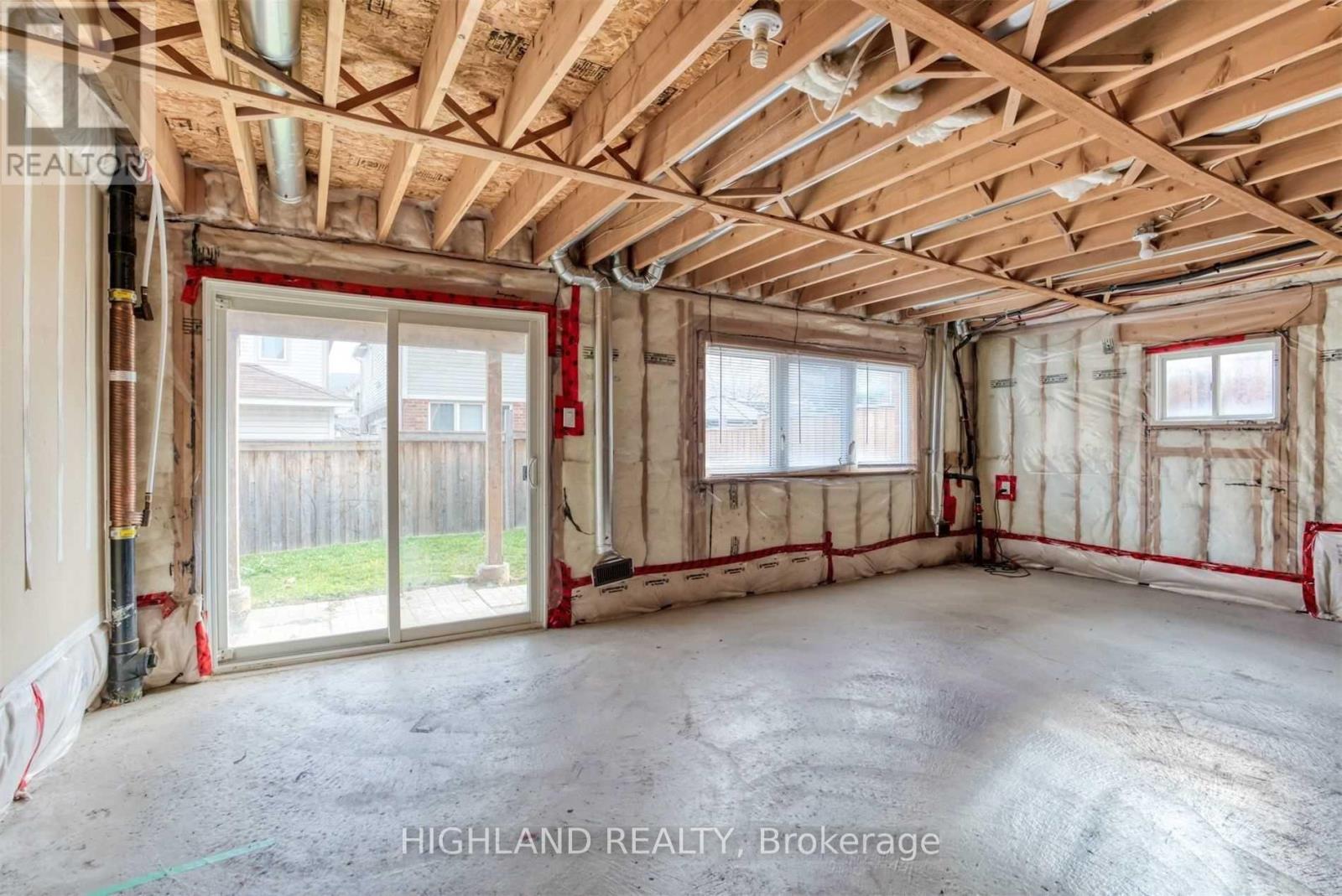 268 Ruhl Drive, Milton, Ontario  L9T 8J8 - Photo 26 - W12143440