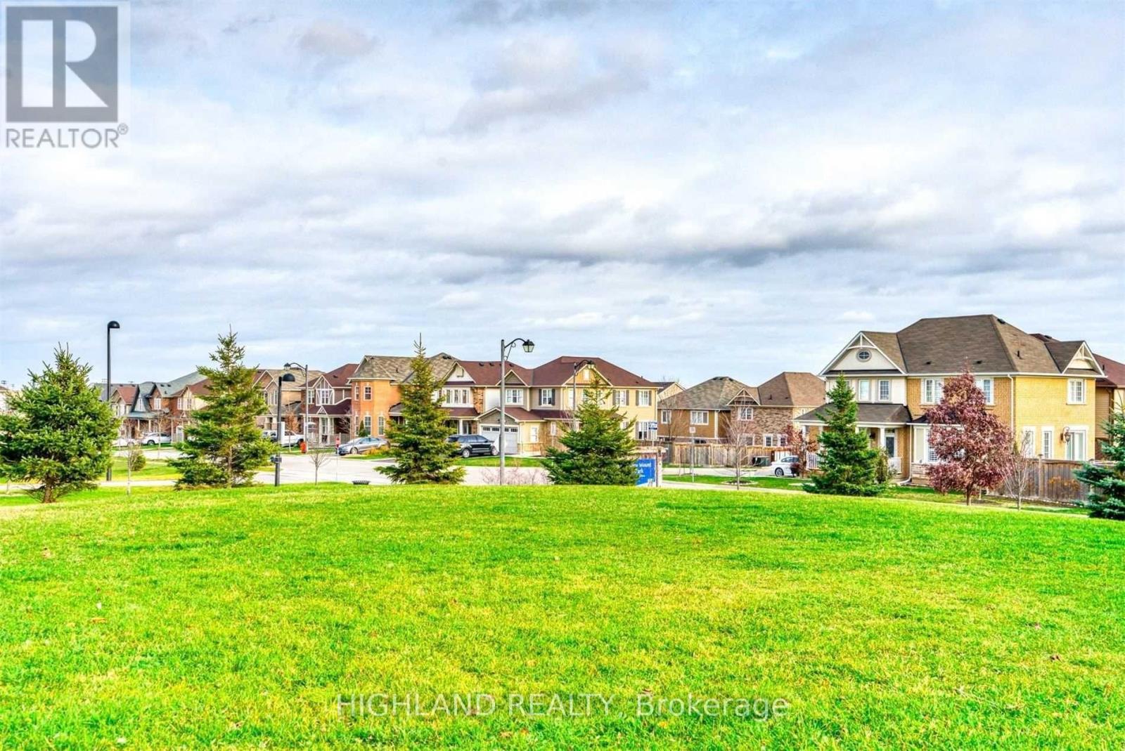 268 Ruhl Drive, Milton, Ontario  L9T 8J8 - Photo 3 - W12143440
