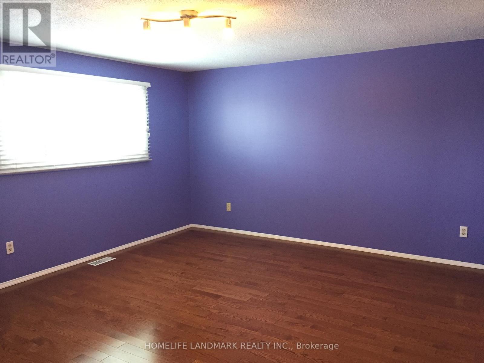 6211 Fullerton Crescent, Mississauga (Meadowvale), Ontario  L5N 3A3 - Photo 11 - W12143456